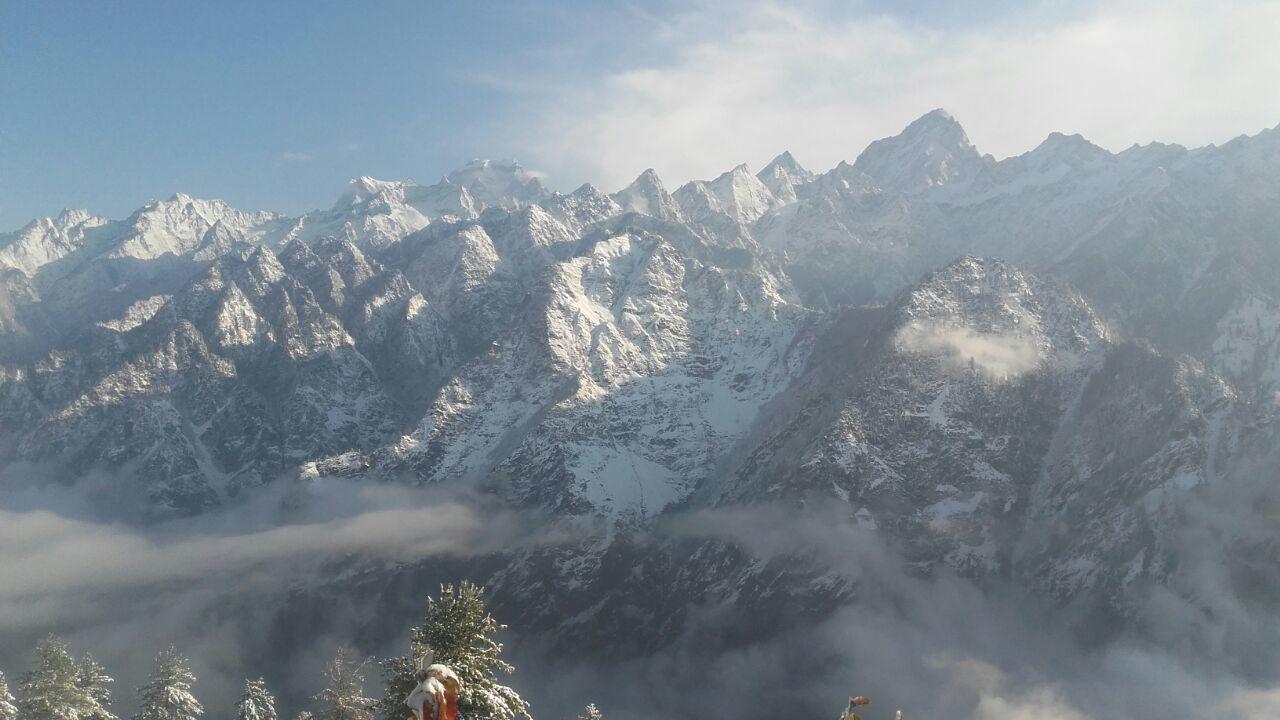 Blue Poppy Resorts Joshimath Exterior photo